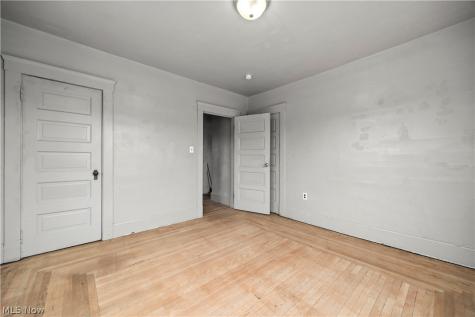 611 West Avenue Elyria OH 44035
