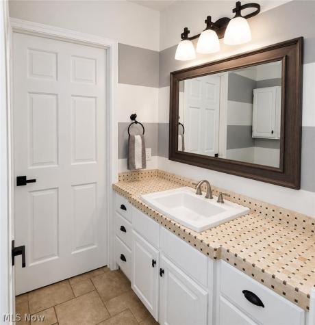 2205 Hedgewood Avenue Alliance OH 44601