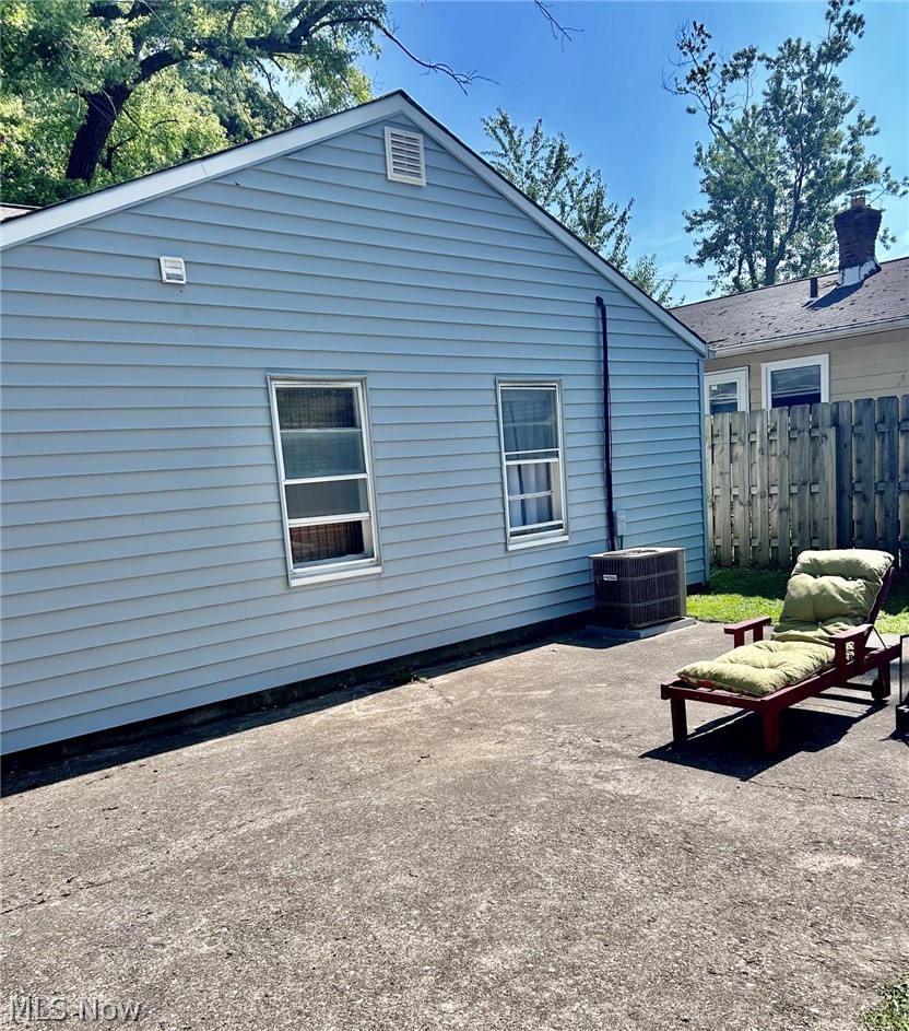 198 Courtland Boulevard Eastlake OH 44095