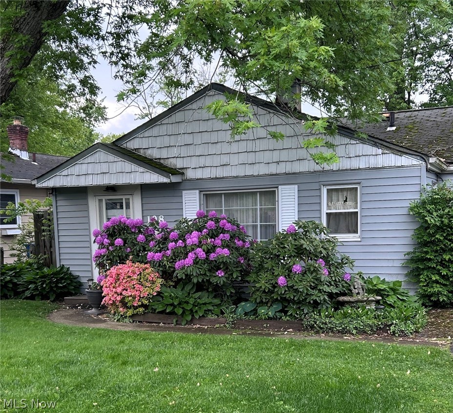 198 Courtland Boulevard Eastlake OH 44095