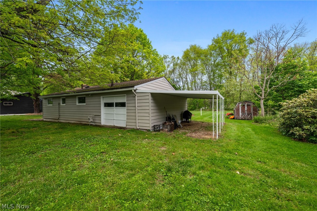 6109 Vale View Drive SW Sherrodsville OH 44675