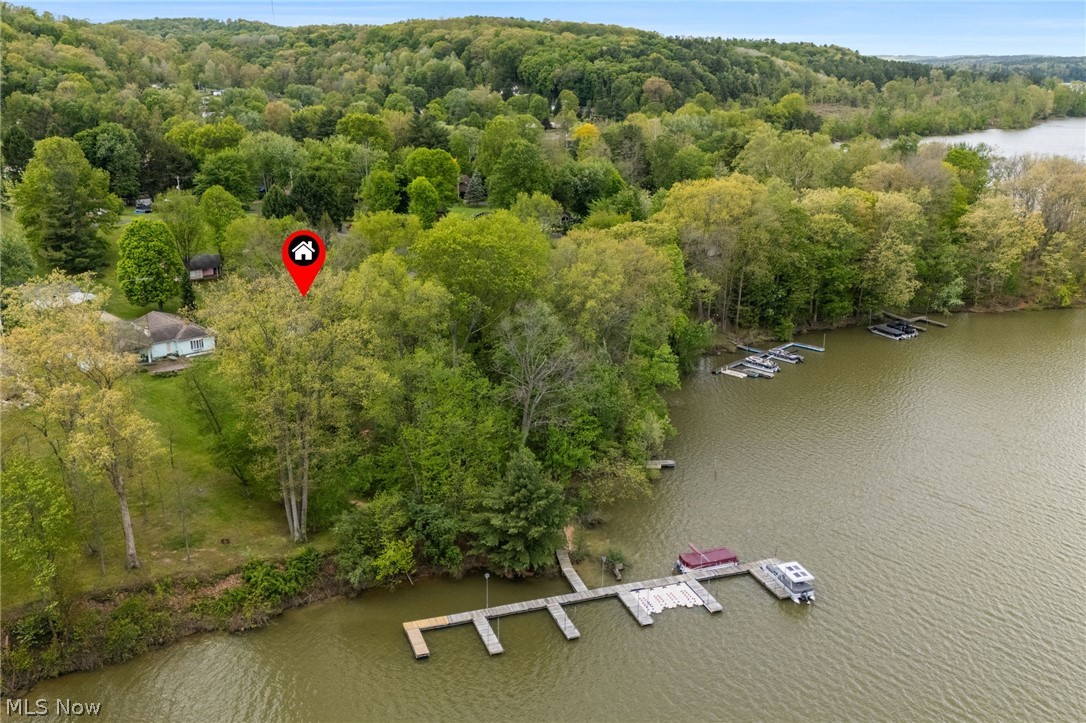 6109 Vale View Drive SW Sherrodsville OH 44675