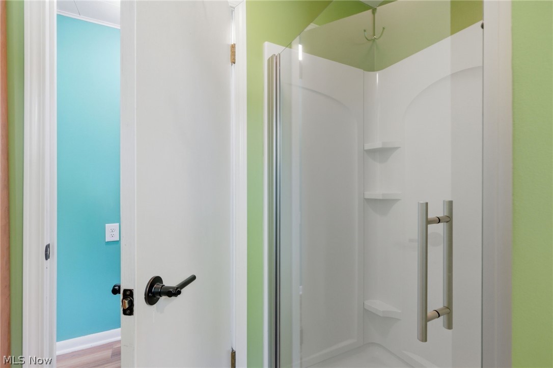6109 Vale View Drive SW Sherrodsville OH 44675