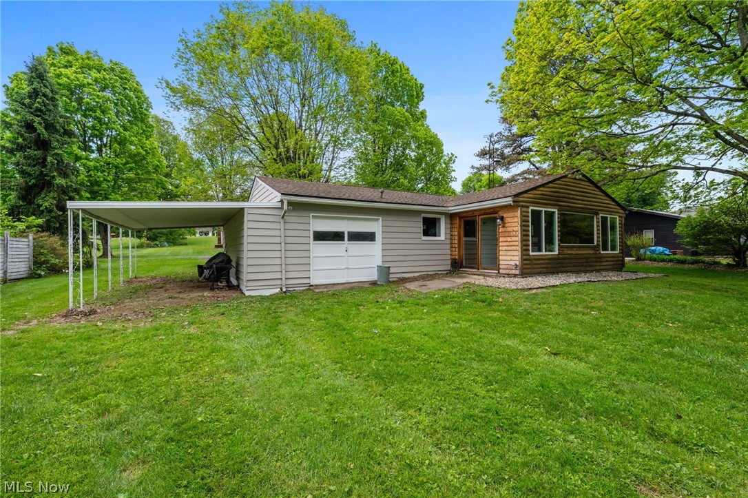 6109 Vale View Drive SW Sherrodsville OH 44675