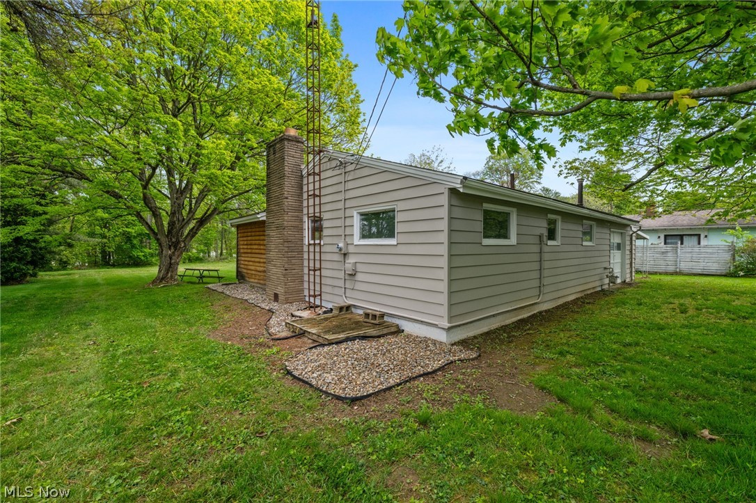 6109 Vale View Drive SW Sherrodsville OH 44675