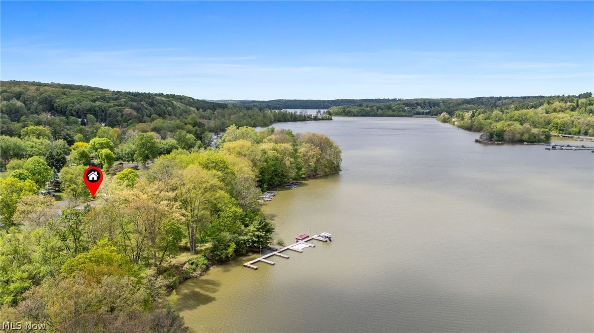 6109 Vale View Drive SW Sherrodsville OH 44675