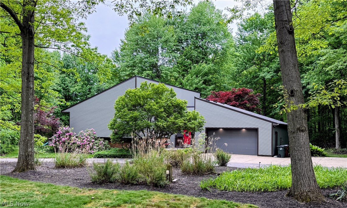 2252 Valley Wood Drive Akron OH 44333
