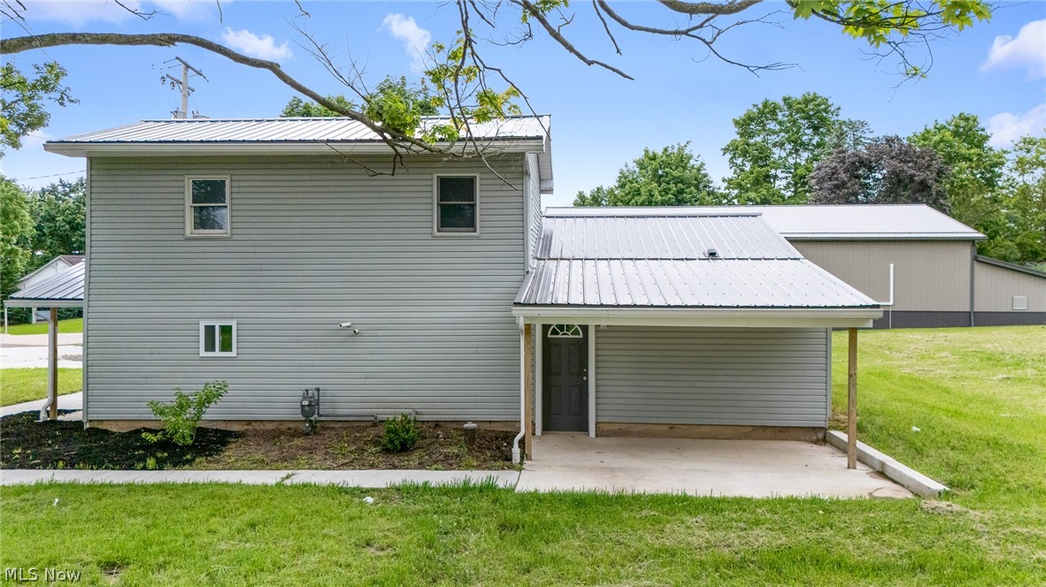 30436 State Route 172 East Rochester OH 44625