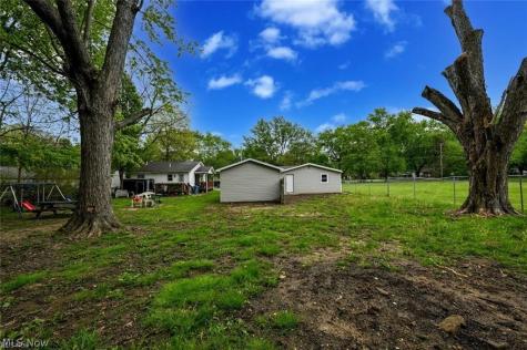 916 Abington Road Akron OH 44312