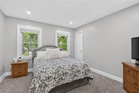 8465 Usher Road Olmsted Falls OH 44138