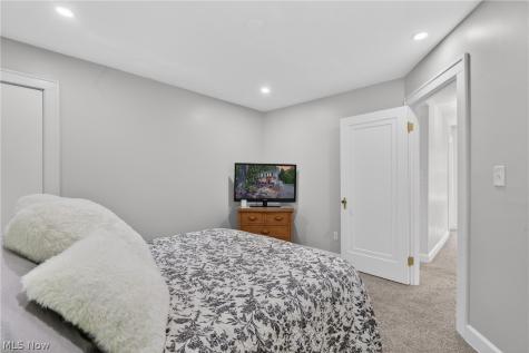 8465 Usher Road Olmsted Falls OH 44138