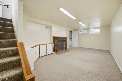 1436 Willshire Road Cleveland OH 44124