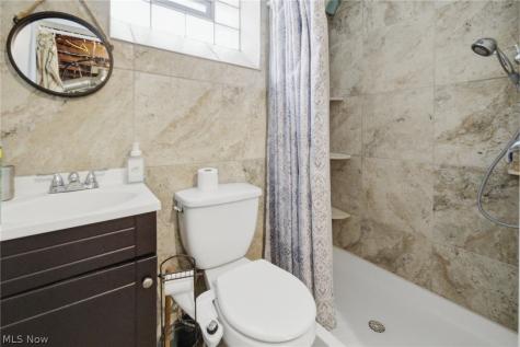 1436 Willshire Road Cleveland OH 44124