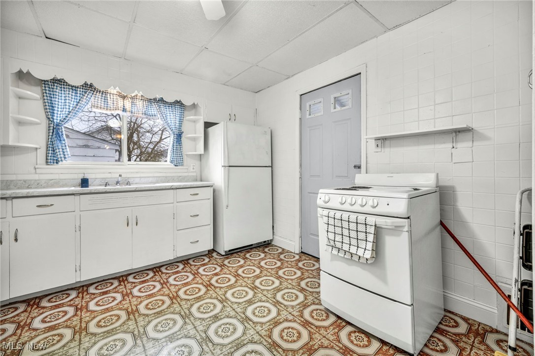 1296 Weiser Avenue Akron OH 44314