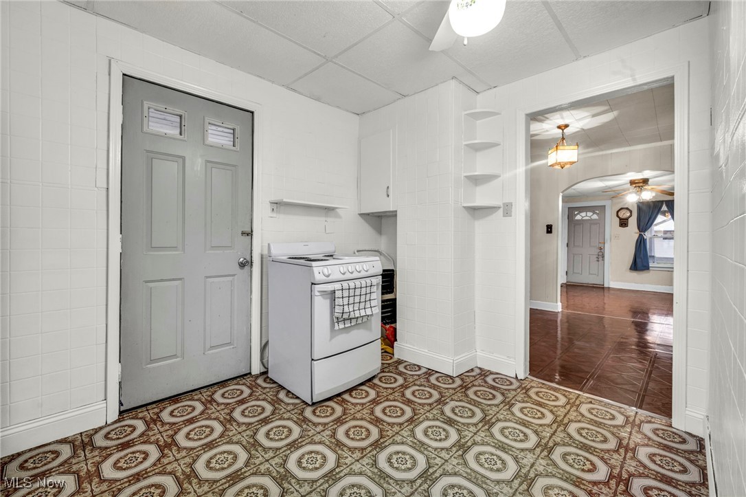 1296 Weiser Avenue Akron OH 44314