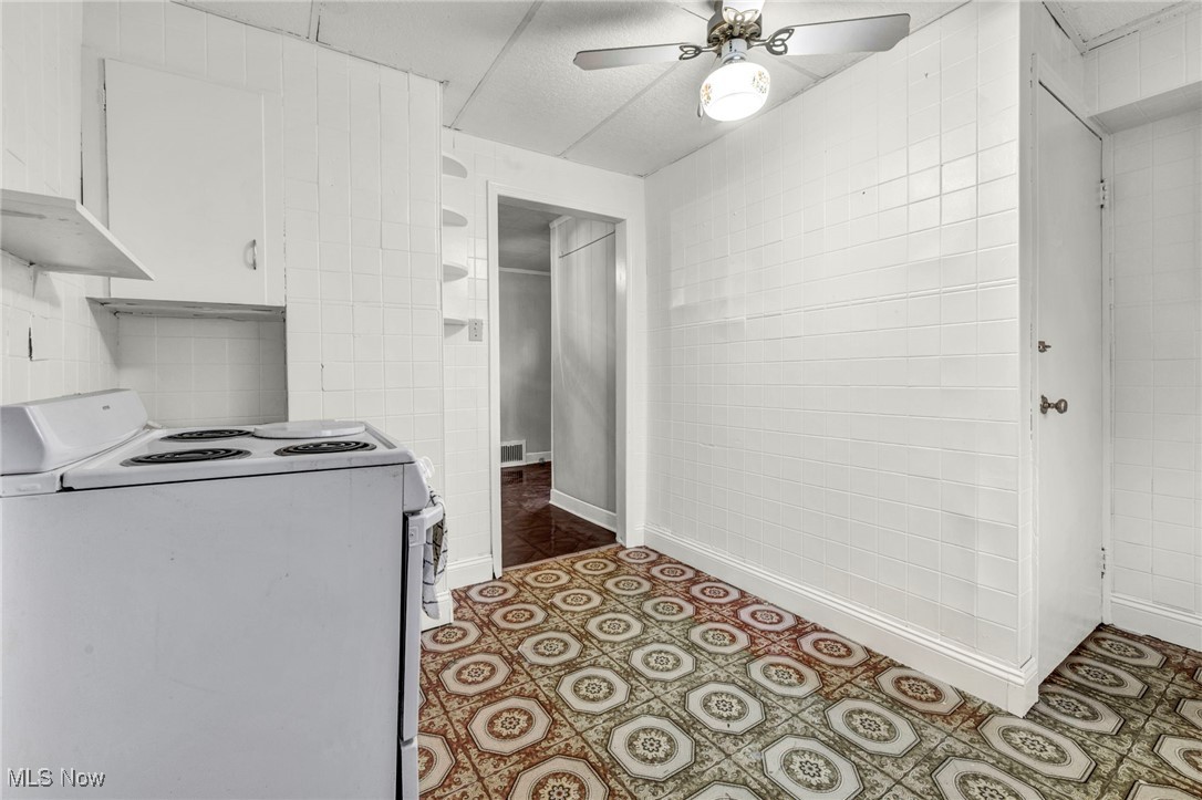 1296 Weiser Avenue Akron OH 44314