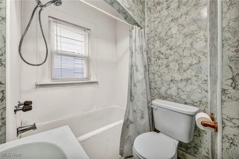 1296 Weiser Avenue Akron OH 44314