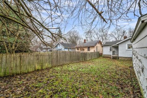 1296 Weiser Avenue Akron OH 44314