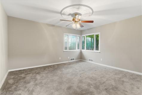11526 Lake Avenue Cleveland OH 44102