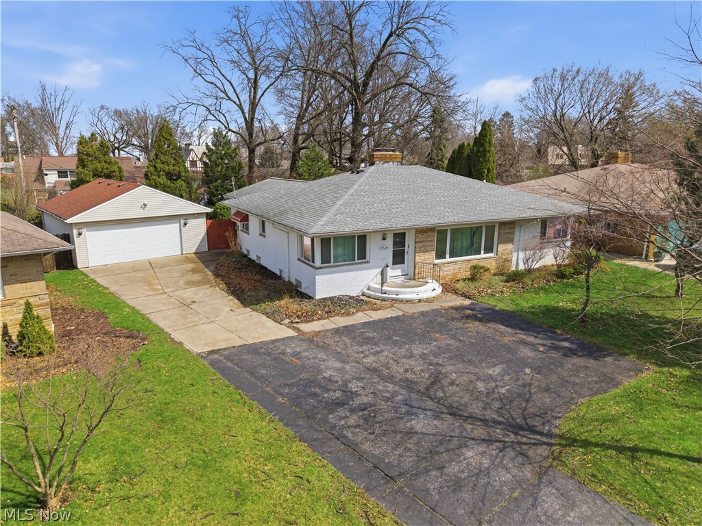 11526 Lake Avenue Cleveland OH 44102