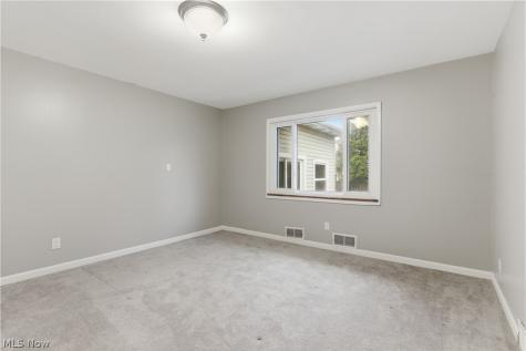 11526 Lake Avenue Cleveland OH 44102