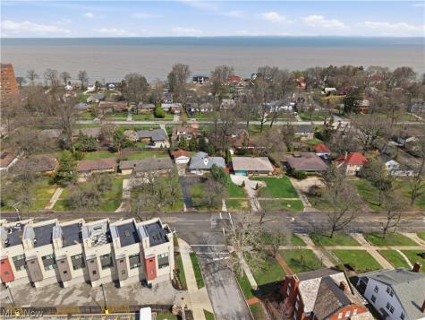 11526 Lake Avenue Cleveland OH 44102