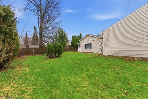 11526 Lake Avenue Cleveland OH 44102
