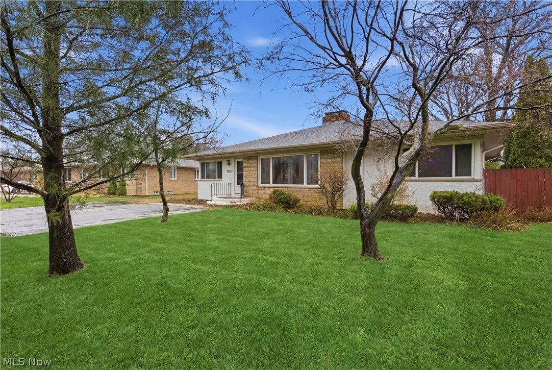 11526 Lake Avenue Cleveland OH 44102
