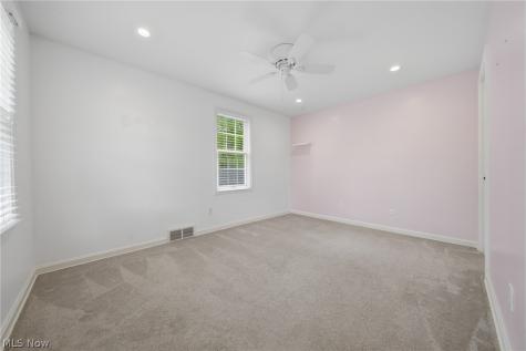 1776 Amarillo Street NW North Canton OH 44720