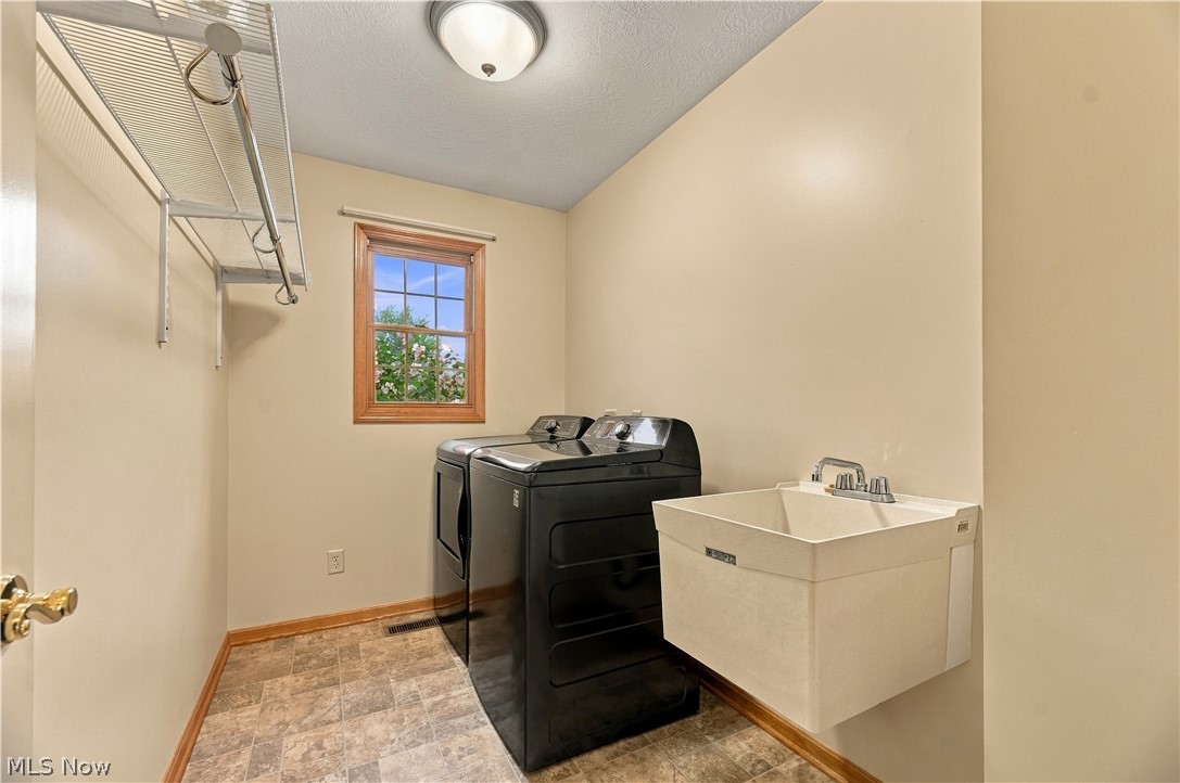 1126 Lanner Street NW North Canton OH 44720