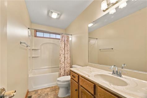 1126 Lanner Street NW North Canton OH 44720