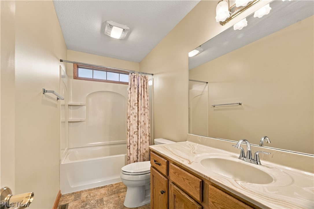 1126 Lanner Street NW North Canton OH 44720