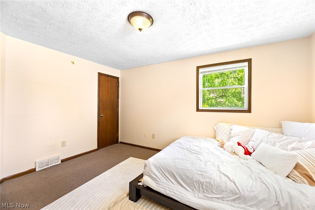 1140 E Maple Street North Canton OH 44720