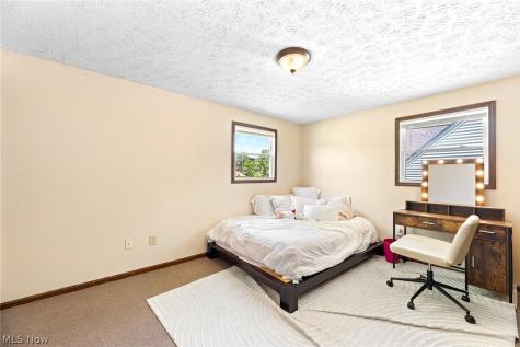 1140 E Maple Street North Canton OH 44720