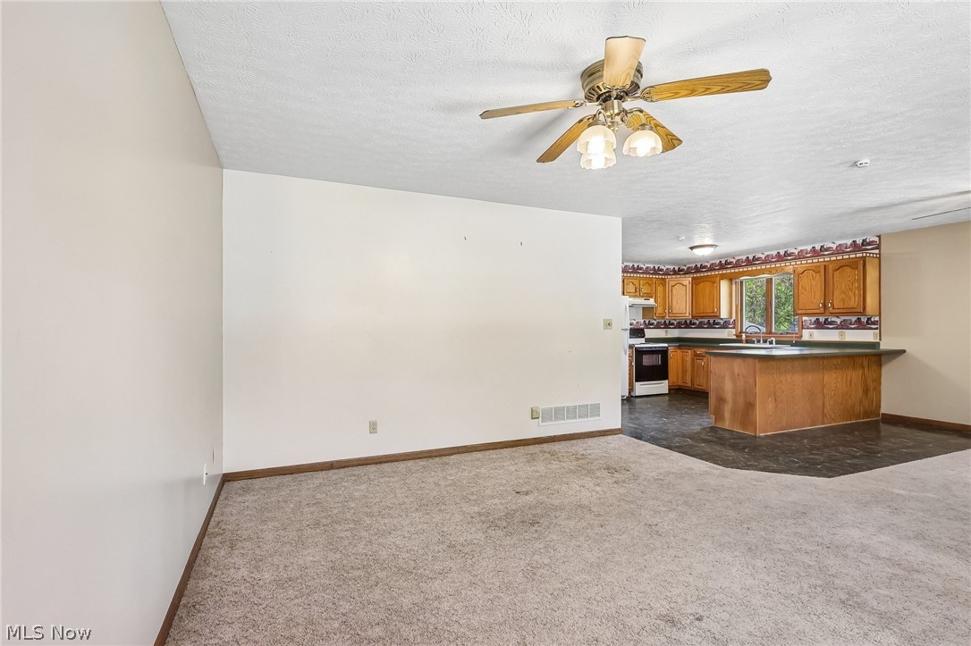 99 N 20th Street Coshocton OH 43812