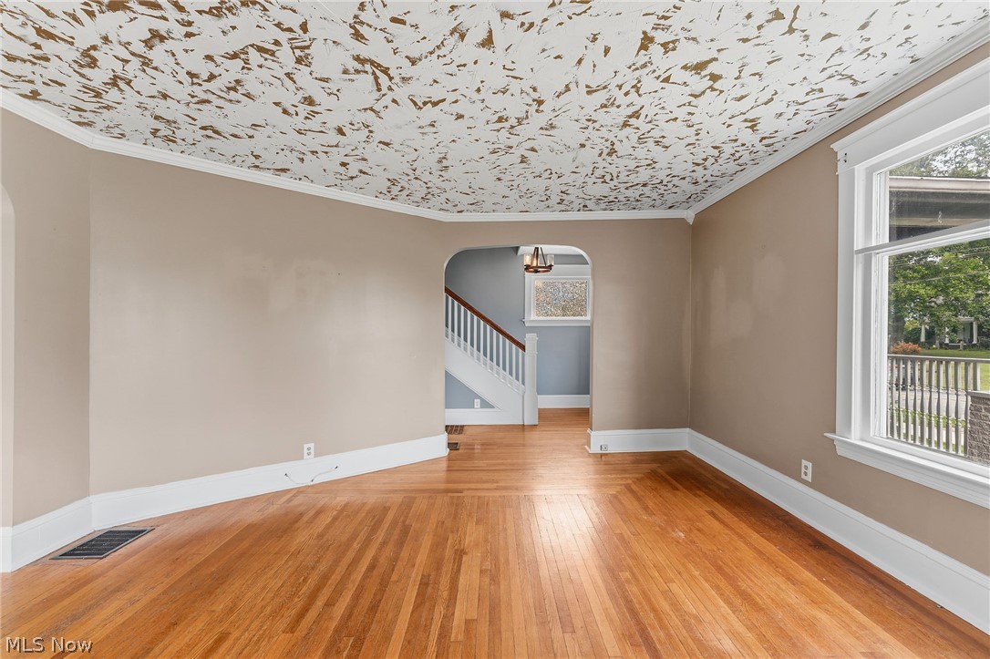 384 Bank Street Painesville OH 44077