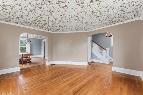 384 Bank Street Painesville OH 44077