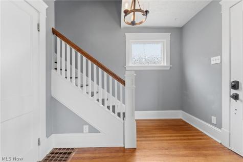 384 Bank Street Painesville OH 44077
