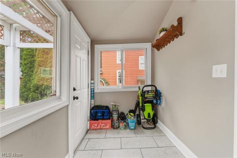 384 Bank Street Painesville OH 44077