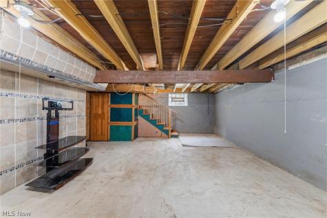 384 Bank Street Painesville OH 44077