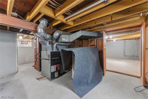 384 Bank Street Painesville OH 44077
