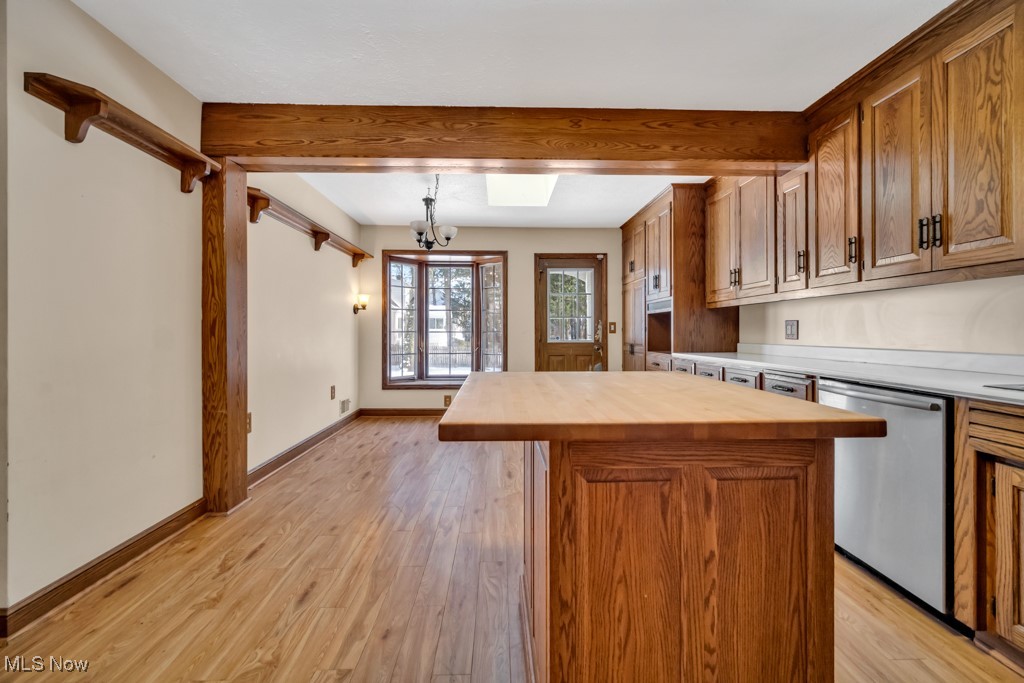 323 Harcourt Drive Akron OH 44313