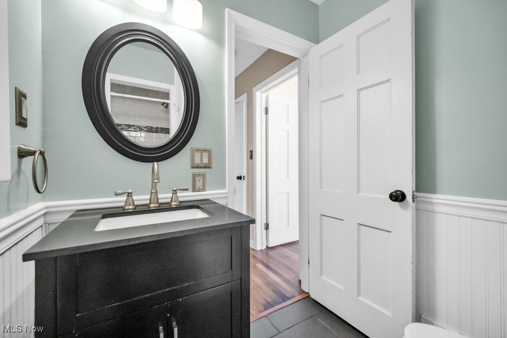 323 Harcourt Drive Akron OH 44313