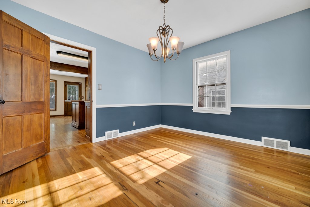 323 Harcourt Drive Akron OH 44313