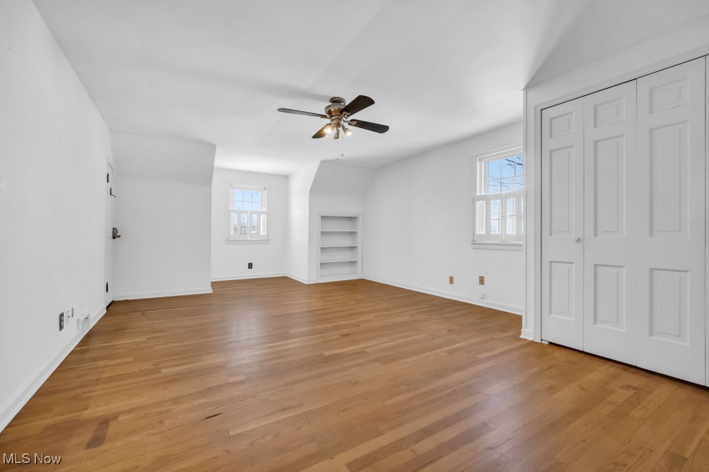 323 Harcourt Drive Akron OH 44313