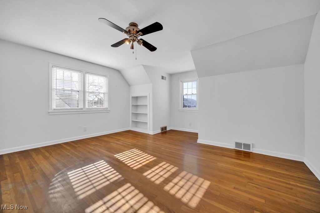 323 Harcourt Drive Akron OH 44313