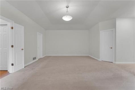 416 Castle Pines Drive Akron OH 44333