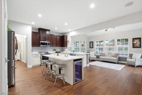 6572 Birchbark Avenue NE Canton OH 44721