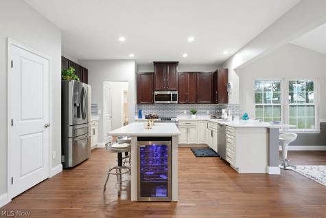 6572 Birchbark Avenue NE Canton OH 44721