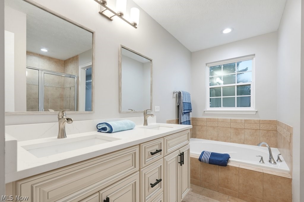 6572 Birchbark Avenue NE Canton OH 44721